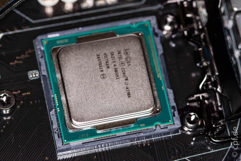 Wir bauen einen Computer – Mainboard, Prozessor und CPU-Kühler 2/3